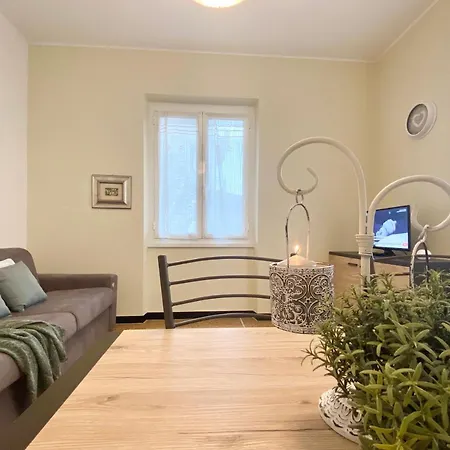 Apartment Casaviva-trilocale Con Giardino E Posteggio A *